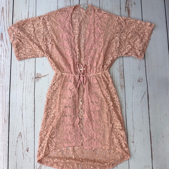Charlotte Russe Sweaters - Charlotte Russe Pink Floral Lace Kimono Sheer Tie Waist High Low Wrap Small
